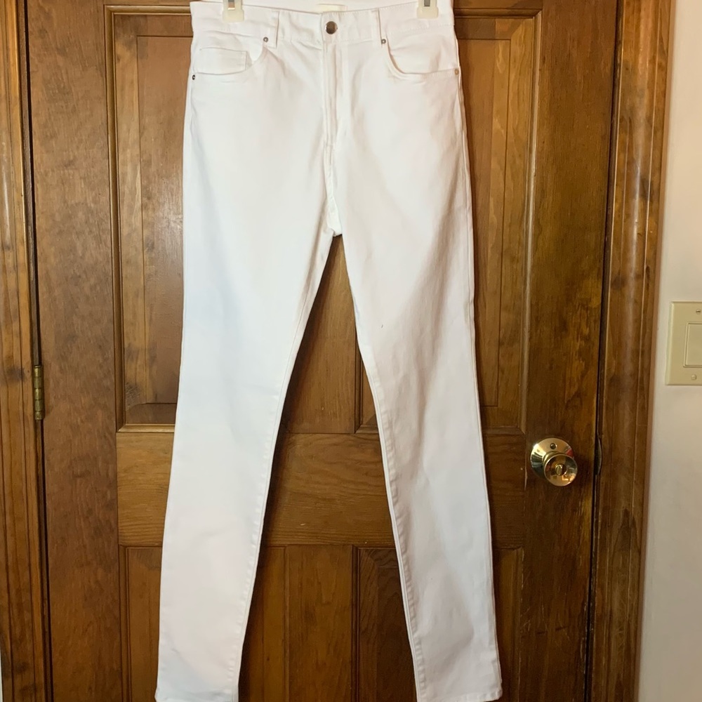 NWOT H&M White Stretch Skinny Regular Ankle Jeans